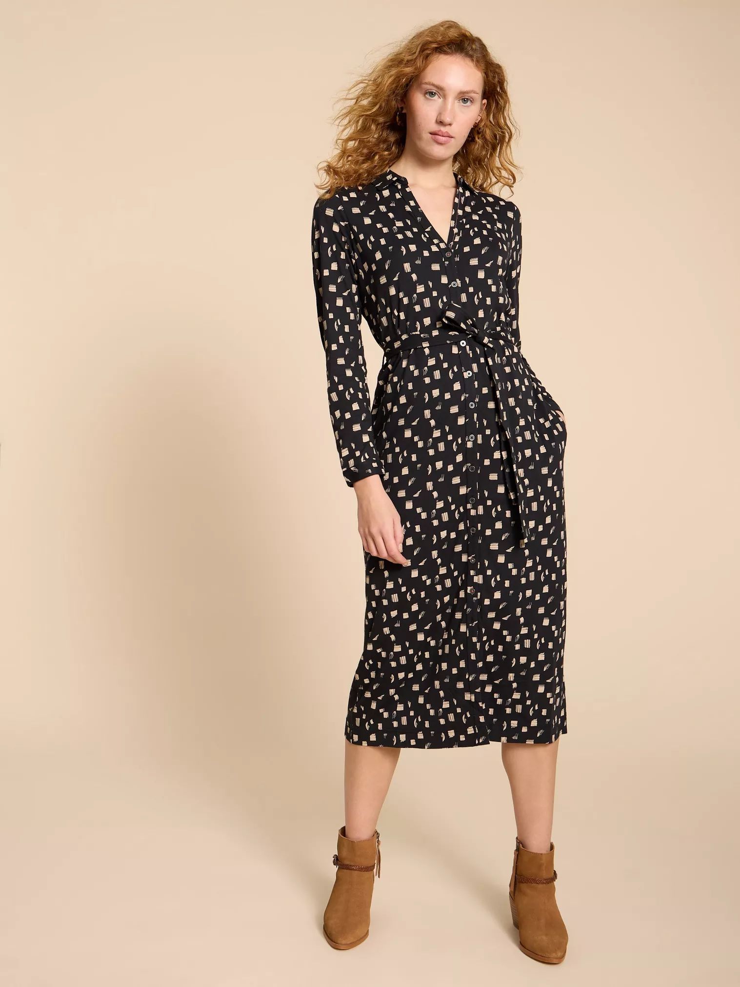 Sukienki Annie Black Print