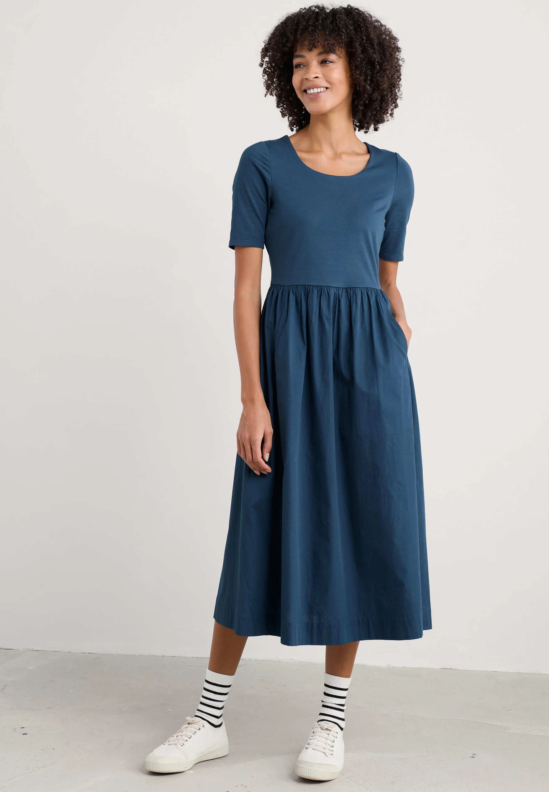 Sukienki Madder Night Sky